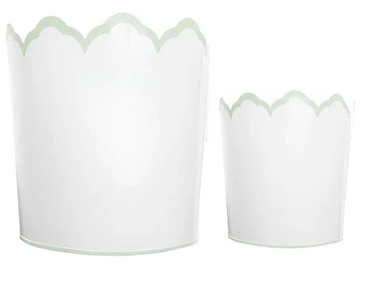 Jardinière et corbeille à papier en seau blanc et vert pâle à bord festonné