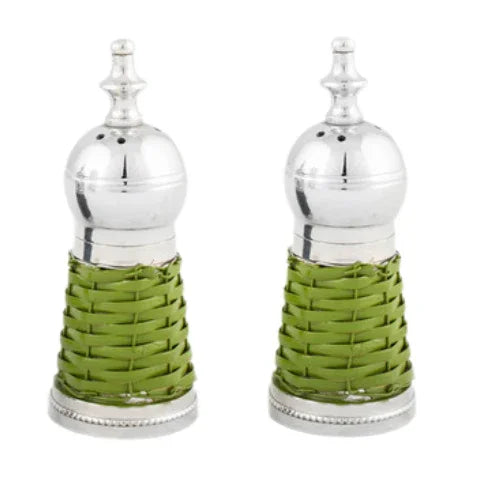 Salière et poivrière en osier vert